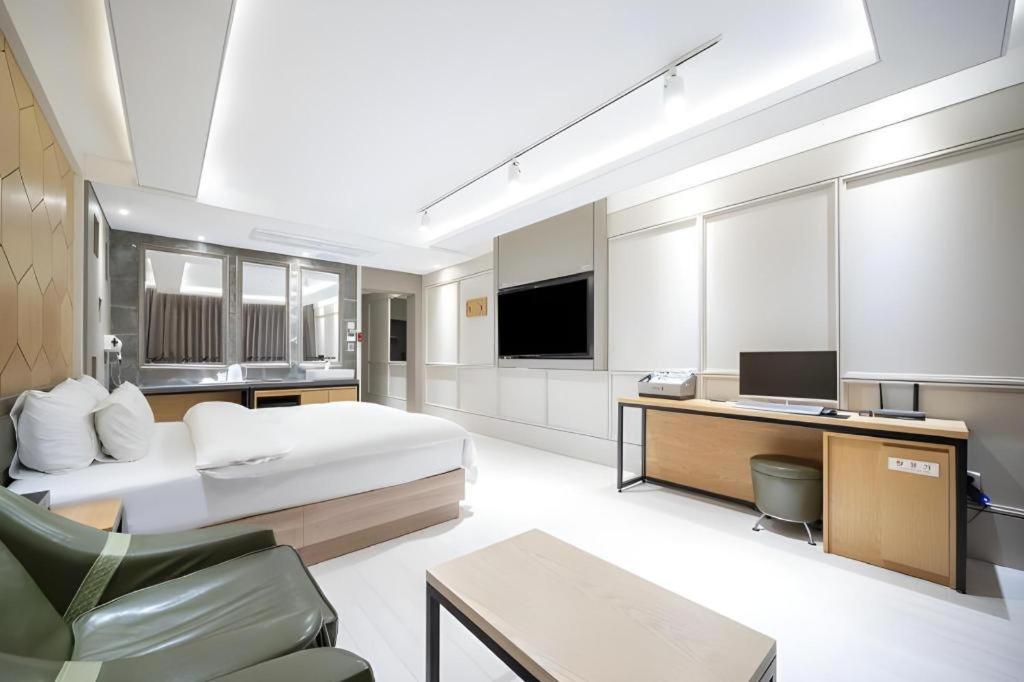 Pohang Hotel View Bagian luar foto