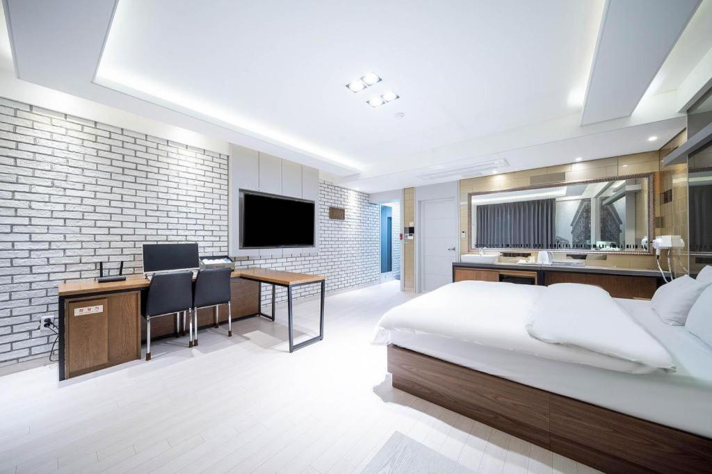 Pohang Hotel View Bagian luar foto