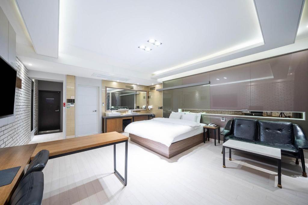 Pohang Hotel View Bagian luar foto