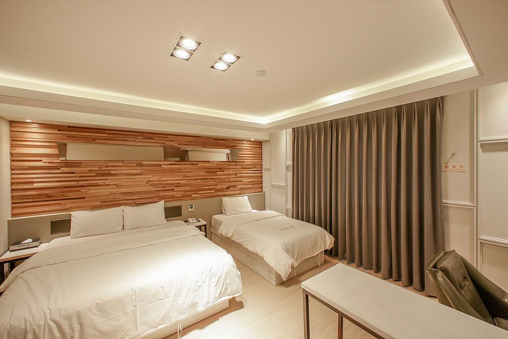 Pohang Hotel View Bagian luar foto