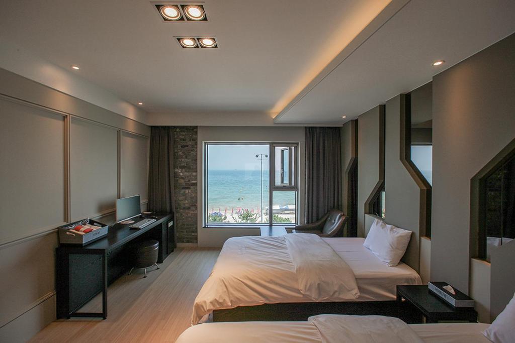 Pohang Hotel View Bagian luar foto